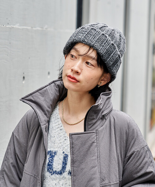 FREAK'S STORE（フリークスストア）の「太編み ニットキャップ（ニットキャップ/ビーニー・レディース・チャコールグレー/オフホワイト/レッド・ONE SIZE）」の12枚目の写真