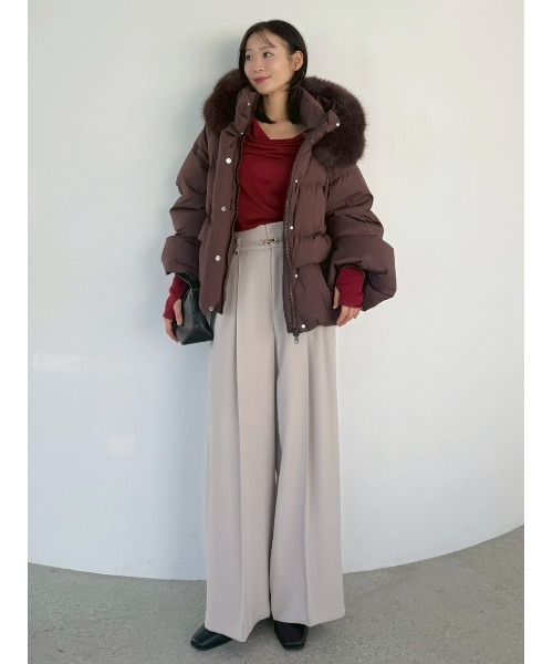 FRAY I.D(フレイアイディー)の「【USAGI ONLINE・ZOZO限定】ドレープオフショルニットトップス/ウォッシャブル・抗ピリング(ニット/セーター・レディース・グレー/アイボリー/ライトブルー/レッド・F)」の16枚目の写真