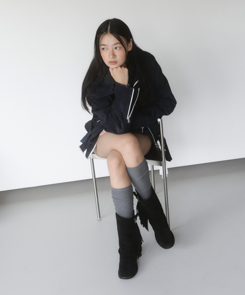 KHIHO（キホ）の「フレアフリンジミッドブーツブラック（ブーツ・レディース・ブラック・23.5cm/24cm/24.5cm/25cm/23cm）」の7枚目の写真