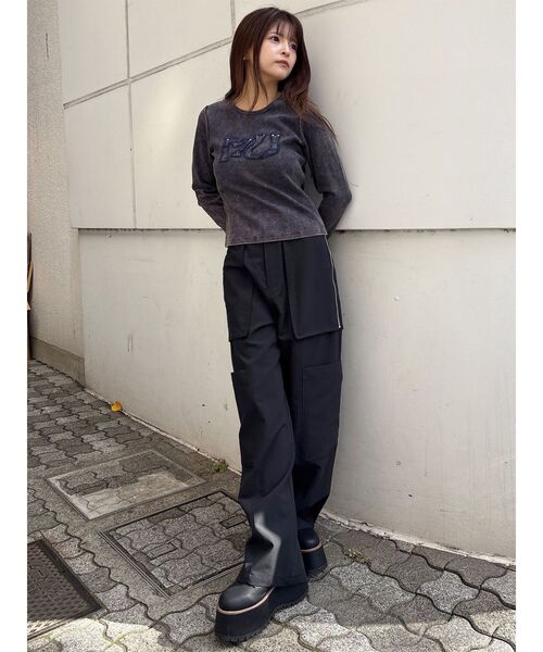 MURUA（ムルーア）の「パッチロゴフェードトップス（Tシャツ/カットソー・レディース・ネイビー/ブラウン/ブラック・FREE）」の19枚目の写真