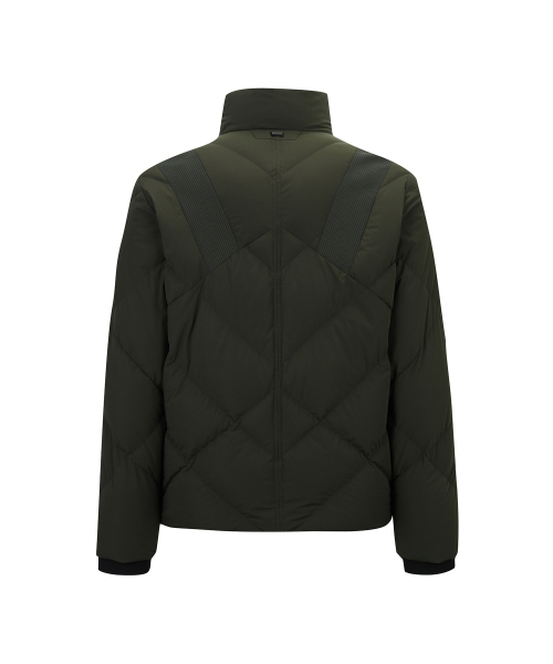 ANEW GOLF(アニューゴルフ)の「M DIAGONAL INCISION POINT DOWN JK_KH(ナイロンジャケット・メンズ・その他・MEDIUM/LARGE/XXX-LARGE/XX-LARGE/X-LARGE)」の2枚目の写真