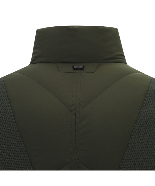 ANEW GOLF(アニューゴルフ)の「M DIAGONAL INCISION POINT DOWN JK_KH(ナイロンジャケット・メンズ・その他・MEDIUM/LARGE/XXX-LARGE/XX-LARGE/X-LARGE)」の9枚目の写真