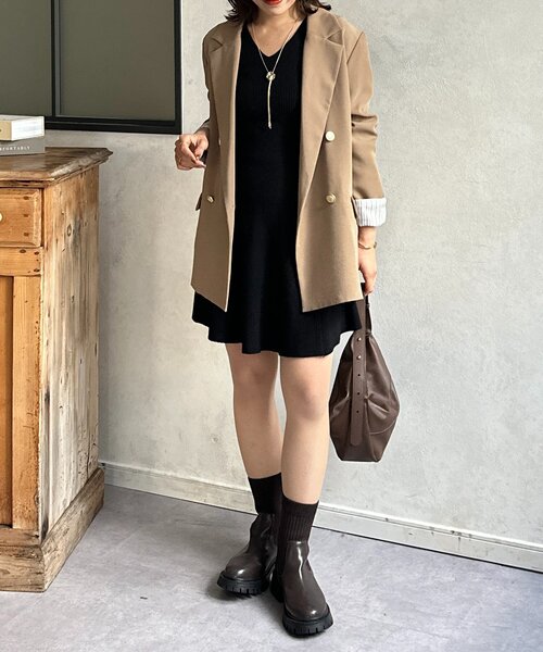 Thevon(ゼボン)の「袖フレアリブニットチュニックワンピース(ワンピース・レディース・チャコールグレー/ブラック・FREE)」の14枚目の写真