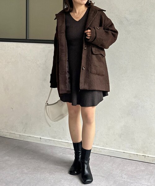 Thevon(ゼボン)の「袖フレアリブニットチュニックワンピース(ワンピース・レディース・チャコールグレー/ブラック・FREE)」の21枚目の写真