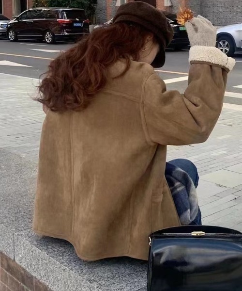 FREE STYLISTS(フリー スタイリスト)の「YUGA_YGMC 2-way suede-like boa coat(テーラードジャケット・レディース・キャメル/ブラウン・FREE)」の12枚目の写真