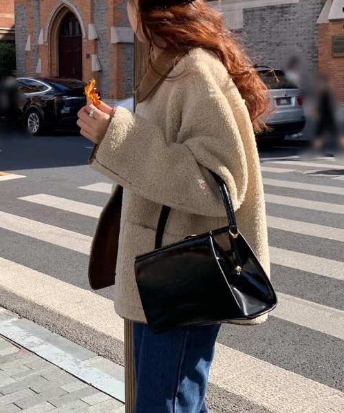 FREE STYLISTS(フリー スタイリスト)の「YUGA_YGMC 2-way suede-like boa coat(テーラードジャケット・レディース・キャメル/ブラウン・FREE)」の21枚目の写真