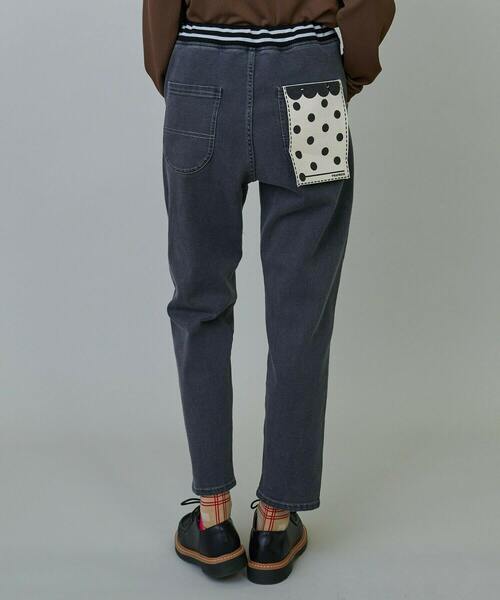 FRAPBOIS（フラボア）の「ムーブデニム2 デニムパンツ（その他パンツ・レディース・ネイビー/ブラック・0/1/2/3）」の4枚目の写真