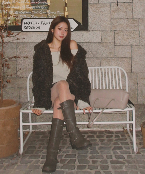 ZIZEMUSEUM(ジゼミュージアム)の「RIBBED OFF-SHOULDER KNIT(ASH IVORY)(その他トップス・レディース・その他・OS)」の6枚目の写真