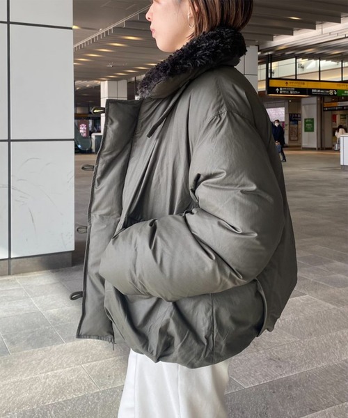 Scrap Book(スクラップブック)の「【TONY WACK】SHEARING COLLAR PUFFER BLOUSON(その他アウター・レディース・ブラック/グリーン・M)」の7枚目の写真
