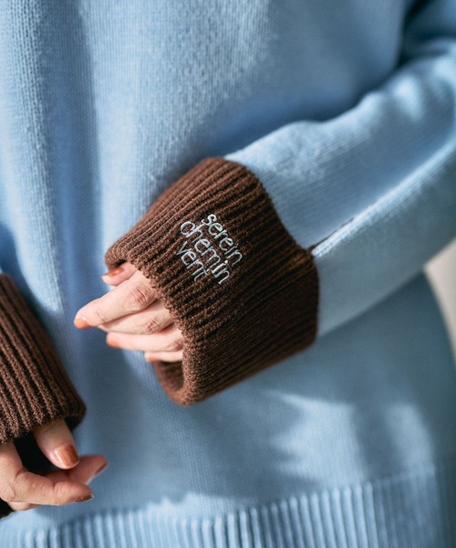 LEPSIM（レプシィム）の「5ゲージ袖配色ロゴプルオーバー　634215（ニット/セーター・レディース・ブルー/チャコールグレー/アイボリー/レッド・FREE）」の5枚目の写真