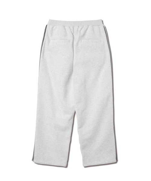 AKTR（アクター）の「AKTR C.H.S. SIDE OPEN SWEAT PANTS（アクター C.H.S. サイドオープン スウェットパンツ）（スウェットパンツ・メンズ・ワイン系/グレー系・MEDIUM/LARGE/X-LARGE）」の4枚目の写真