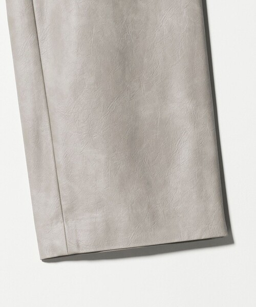 H BEAUTY&YOUTH UNITED ARROWS(エイチビューティーアンドユースユナイテッドアローズ)の「<H>ヴィンテージ レザーライク ワイドパンツ(その他パンツ・レディース・ダークブラウン/ライトグレー・S/M)」の13枚目の写真