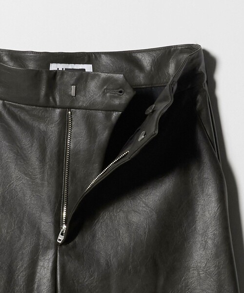 セール】＜H＞ヴィンテージ レザーライク ワイドパンツ（その他パンツ