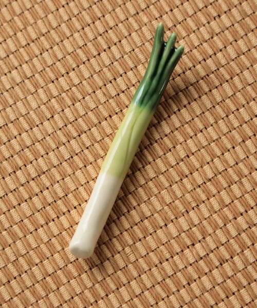 BEAMS JAPAN（ビームス　ジャパン）の「イホシロ窯 / 箸置き お野菜シリーズ（カトラリー・レディース・パープル/オレンジ/グリーン/ブラウン/ホワイト・ONE SIZE）」の19枚目の写真