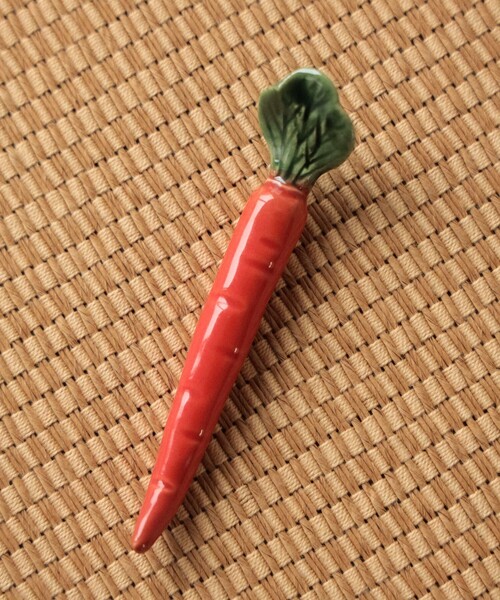 BEAMS JAPAN（ビームス　ジャパン）の「イホシロ窯 / 箸置き お野菜シリーズ（カトラリー・レディース・パープル/オレンジ/グリーン/ブラウン/ホワイト・ONE SIZE）」の21枚目の写真