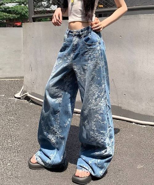SHEENA(シーナ)の「フラワージャガードデニムワイドパンツ(デニムパンツ・レディース・ブルー・L/M/S)」の5枚目の写真