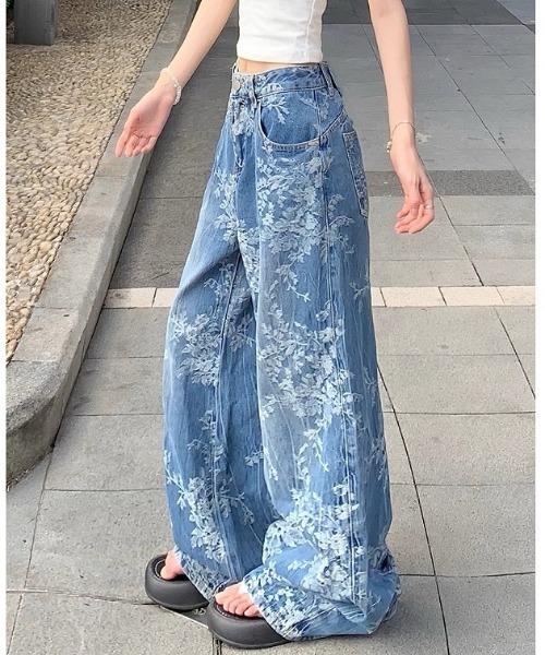 SHEENA(シーナ)の「フラワージャガードデニムワイドパンツ(デニムパンツ・レディース・ブルー・L/M/S)」の9枚目の写真