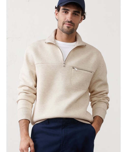 BANANA REPUBLIC FACTORY STORE(バナナリパブリック ファクトリーストア)の「BANANA REPUBLIC FACTORY STORE ウィークエンダー ハーフジップ スウェットシャツ(スウェット・メンズ・ナチュラル/ブラウン・S/M/L/XL)」の2枚目の写真