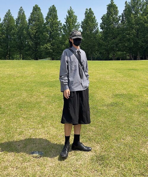 CHICKS(チックス)の「シアサーカーシャツブルー(シャツ/ブラウス・レディース・ブルー・FREE)」の10枚目の写真