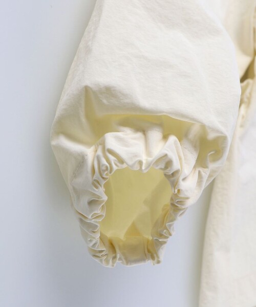 DRC branshes(ディーアールシーブランシェス)の「【撥水加工/WEB限定/DRC】Aラインシルエットナイロンジャケット(ナイロンジャケット・キッズ・グレイッシュベージュ/ピンク/アイボリー/ブラック/ラベンダー・110/100/130/140/150/120)」の17枚目の写真