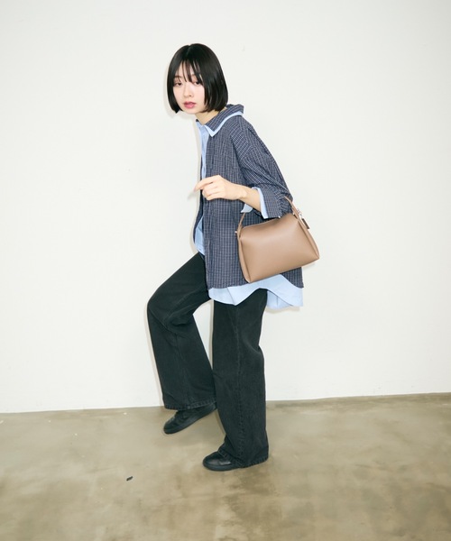 TONER（トナー）の「ソフトレザーミニハンドバッグ/ワンハンドルバッグ/ロゴプレート付き（ハンドバッグ・レディース・ダークブラウン/ブラック/ホワイト/シルバー/レッド/ブラウン・FREE）」の17枚目の写真