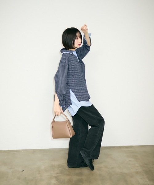 TONER（トナー）の「ソフトレザーミニハンドバッグ/ワンハンドルバッグ/ロゴプレート付き（ハンドバッグ・レディース・ダークブラウン/ブラック/ホワイト/シルバー/レッド/ブラウン・FREE）」の21枚目の写真