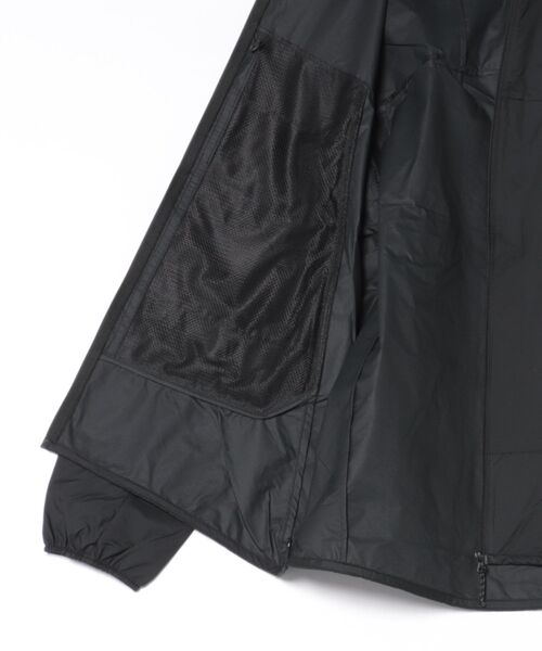 THE NORTH FACE（ザノースフェイス）の「THE NORTH FACE/ザ・ノース・フェイス アウター ウィンドブレーカー スワローテイルフーディ Swallowtail Hoodie NP22601（マウンテンパーカー・メンズ・ブラック・L/M/S/XXL/XL）」の13枚目の写真