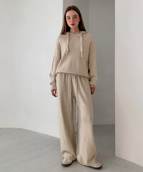 VASCARA（バスカラ）の「[SET] Loose Fit Hoodie+Pants Knit Set-up (4colors)（ニット/セーター・レディース・アイボリー/ブラック/ブラウン/ベージュ・FREE）」の7枚目の写真
