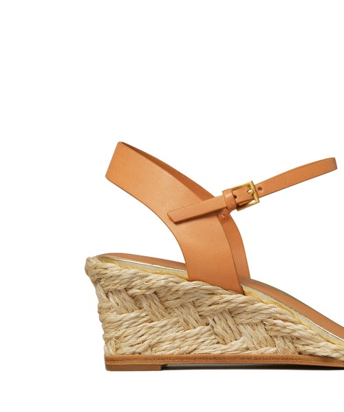 TORY BURCH(トリーバーチ)の「クローズドトゥ エスパドリーユ(サンダル・レディース・ゴールド・26cm/25.5cm)」の4枚目の写真