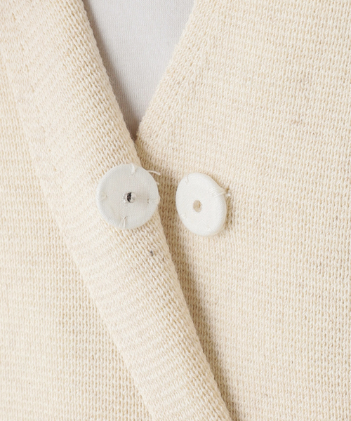 SLOBE IENA（スローブイエナ）の「ミラノリブVネックニットジャケット（ノーカラージャケット・レディース・アイボリー/グリーン・FREE）」の7枚目の写真