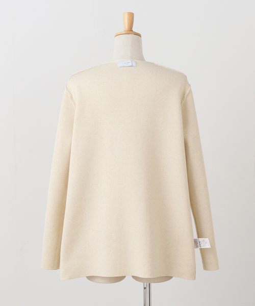 SLOBE IENA（スローブイエナ）の「ミラノリブVネックニットジャケット（ノーカラージャケット・レディース・アイボリー/グリーン・FREE）」の9枚目の写真