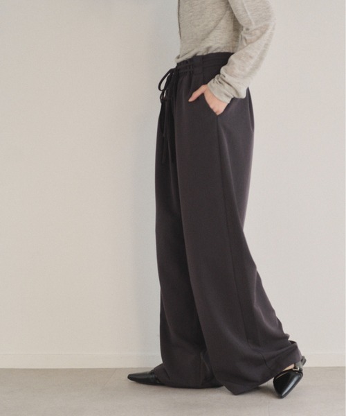 SOYEN（ソイエン）の「ダブルドロストワイドパンツ/セットアップ可　イージースラックス　ピンストライプ　無地（その他パンツ・レディース・グレー/チャコール・F）」の19枚目の写真