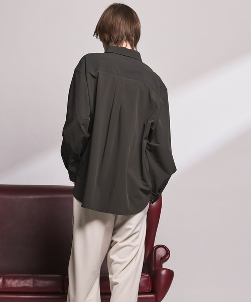 MAISON SPECIAL（メゾンスペシャル）の「《UNISEX》【PERTEX】Regular Collar Prime-Over Long Sleeve Shirt/【パーテックス】レギュラーカラープライムオーバーロングスリーブシャツ【MAISON SPECIAL/メゾンスペシャル】■セットアップ対応■（シャツ/ブラウス・メンズ・グレー/チャコールグレー/ブラック・0/1/2）」の16枚目の写真