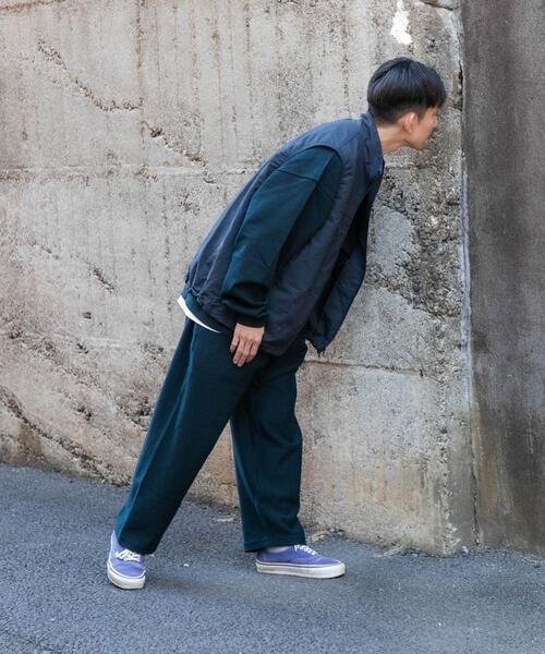 URBAN RESEARCH(アーバンリサーチ)の「Wide Dad NYLON DAD VEST(ベスト・メンズ・ネイビー・1/2)」の7枚目の写真