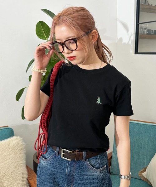 DOUBLE NAME（ダブルネーム）の「【m:rex】ミニ恐竜刺しゅうリブTEE（Tシャツ/カットソー・レディース・ブラック/オフホワイト・FREE）」の4枚目の写真