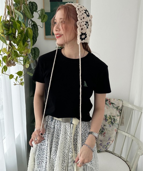 DOUBLE NAME（ダブルネーム）の「【m:rex】ミニ恐竜刺しゅうリブTEE（Tシャツ/カットソー・レディース・ブラック/オフホワイト・FREE）」の7枚目の写真