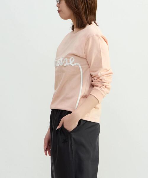 CONVERSE TOKYO（コンバーストウキョウ）の「SPINDLE LOGO LONGSLEEVE TEE（Tシャツ/カットソー・レディース・ホワイト/ピンク/グリーン/スミクロ・MEDIUM/SMALL）」の7枚目の写真