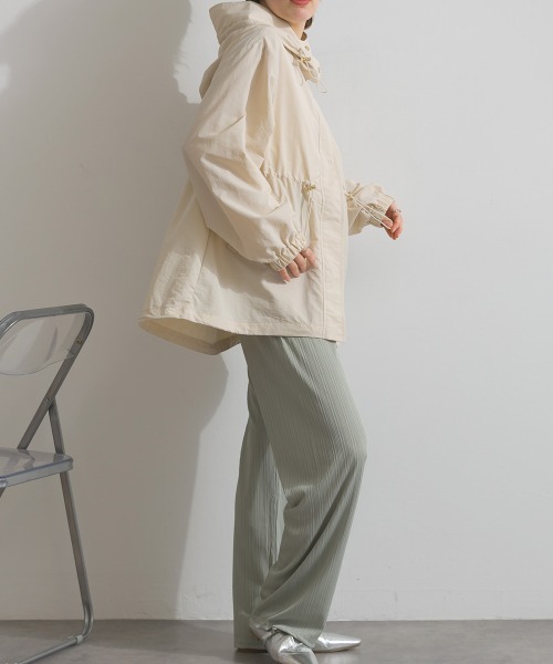 Fizz（フィズ）の「ナイロンワッシャーマウンテンパーカー（マウンテンパーカー・レディース・ライトカーキ/アイボリー/ブラック・M）」の22枚目の写真