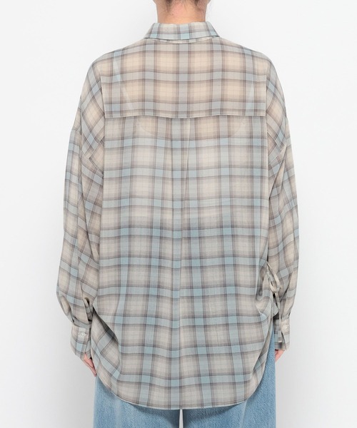 LOWRYS FARM(ローリーズファーム)の「シアーチェックシャツロング 647623(シャツ/ブラウス・レディース・ブルー/ブラウン/ベージュ・FREE)」の8枚目の写真