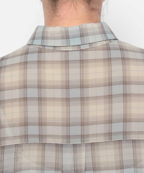 LOWRYS FARM(ローリーズファーム)の「シアーチェックシャツロング 647623(シャツ/ブラウス・レディース・ブルー/ブラウン/ベージュ・FREE)」の9枚目の写真