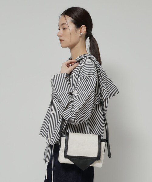 HIROKO HAYASHI(ヒロコハヤシ)の「TRIS(トリス)ショルダーバッグS(ショルダーバッグ・レディース・オフホワイト・00)」の14枚目の写真