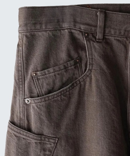 KHOKI（コッキ）の「【KHOKI/コッキ】3D Cutting Denim Pants（デニムパンツ・メンズ・ブラウン・2）」の2枚目の写真