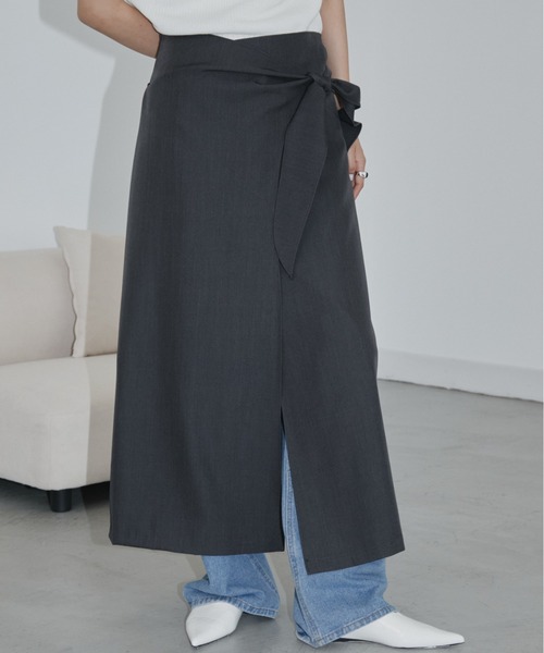 DRWCYS（ドロシーズ）の「ラップタイナロースカート（スカート・レディース・アイボリー/チャコールグレー・FREE）」の13枚目の写真