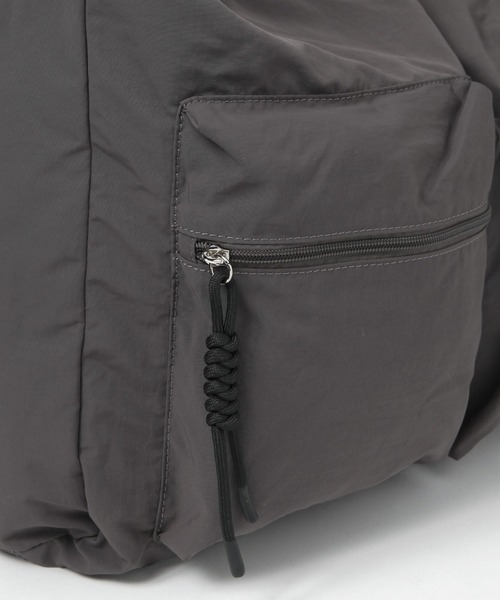 LAKOLE（ラコレ）の「マルチポケットミドルショルダーバッグ / 665235（ショルダーバッグ・メンズ・グレー/ブラック・FREE）」の18枚目の写真