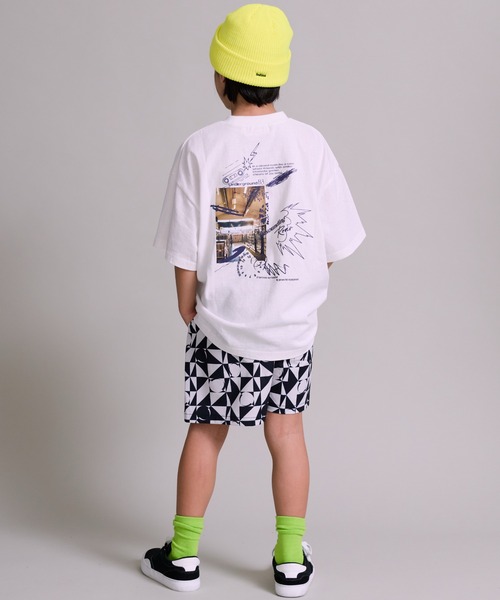 PAIRMANON STREET（ペアマノンストリート）の「【90~160cm】【綿100%】ストリートデザイン 半袖T【PAIRMANON STREET】（Tシャツ/カットソー・キッズ・ブラック系その他/ブルー/ホワイト/ホワイト系その他/ピンク/ブラック/ブラック系その他2/ベージュ・100/110/120/130/140/150/160/90）」の14枚目の写真