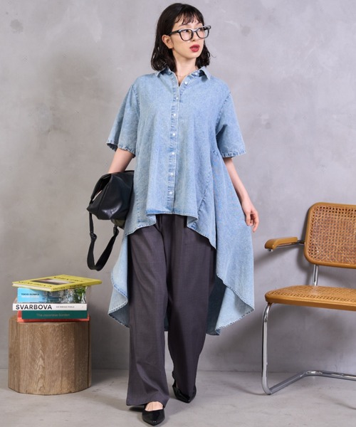 A.D.C.L.（エーディーシーエル）の「イレギュラーヘム デニムロングシャツ（シャツ/ブラウス・レディース・ブルー/サックスブルー・M/L）」の4枚目の写真