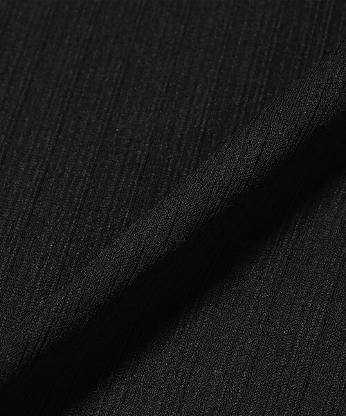 FRED PERRY(フレッドペリー)の「FRED PERRY / シアー リブ ポロシャツ(ポロシャツ・レディース・ブラック/ナチュラル・10)」の14枚目の写真