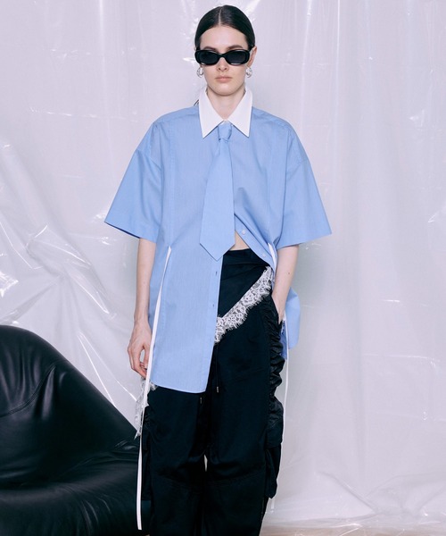 MAISON SPECIAL（メゾンスペシャル）の「【PRE-ORDER】Half-Sleeve Over Tie Shirt/ハーフスリーブオーバーネクタイシャツ（シャツ/ブラウス・レディース・パープル/ブラック/ブルー・FREE）」の2枚目の写真