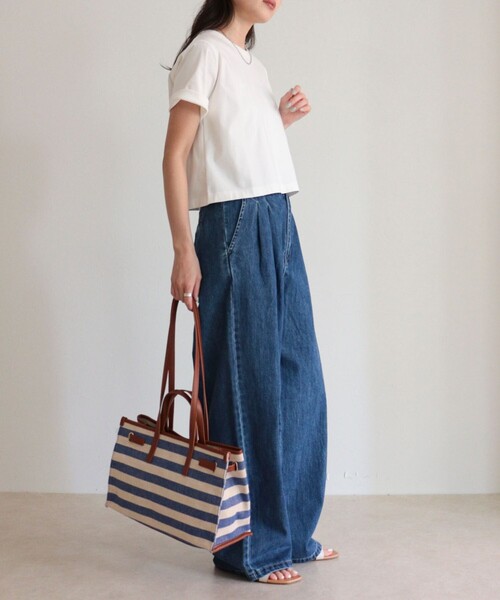 fredy emue（フレディエミュ）の「シルケットスムースクロップドTシャツ（Tシャツ/カットソー・レディース・ベージュ/カーキ/オフホワイト/チャコールグレー・38）」の10枚目の写真