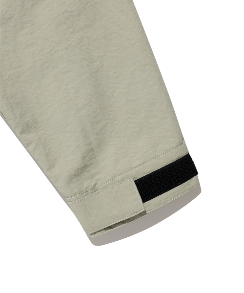 AECA(エイカ)の「NYLON CARGO JACKET-SAGE GREEN(ナイロンジャケット・レディース・その他・M/L)」の9枚目の写真
